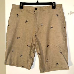 Like new/worn once Dockers shorts with anchor design. Size 33W